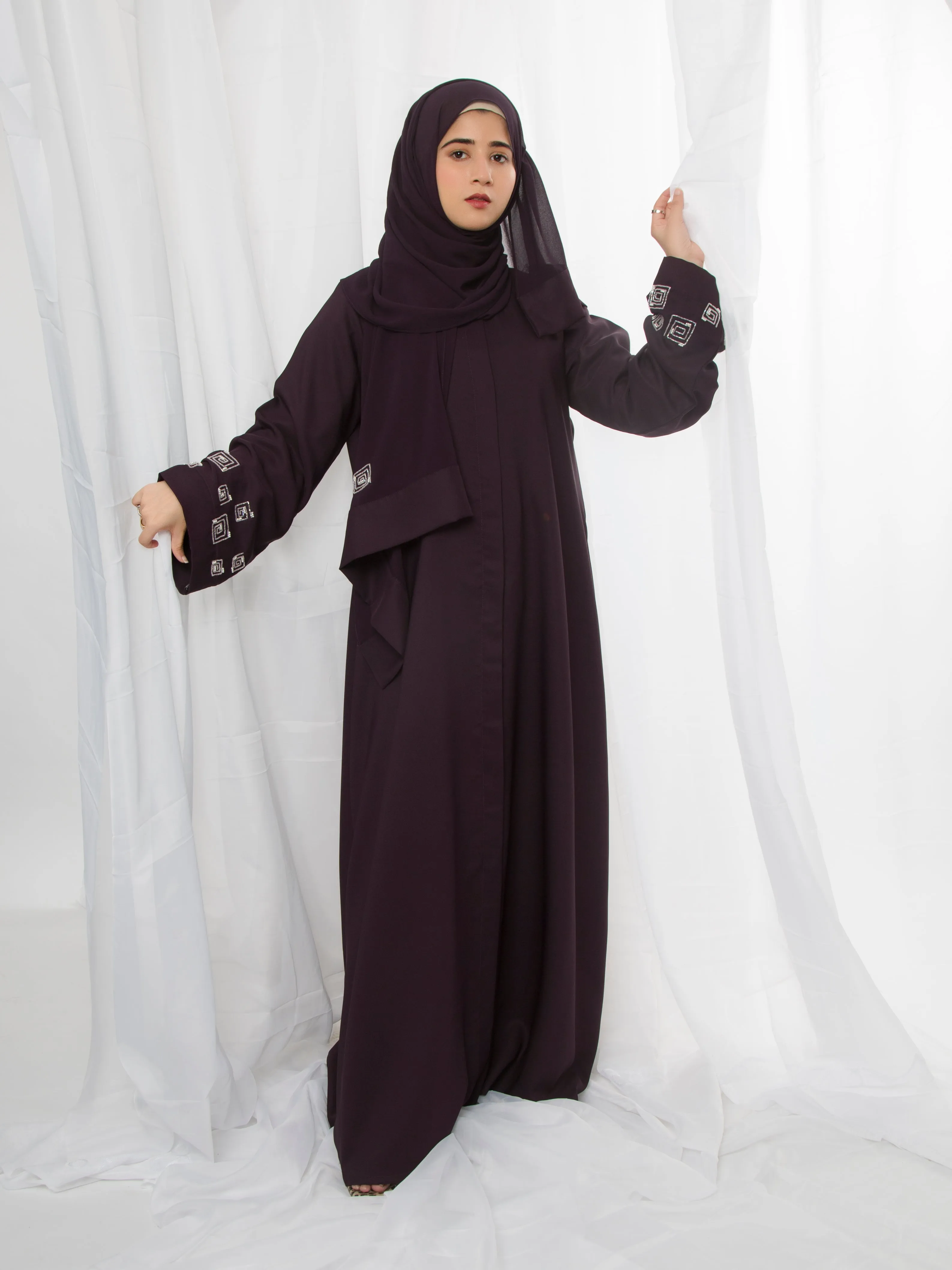 Beaded Squares Abaya