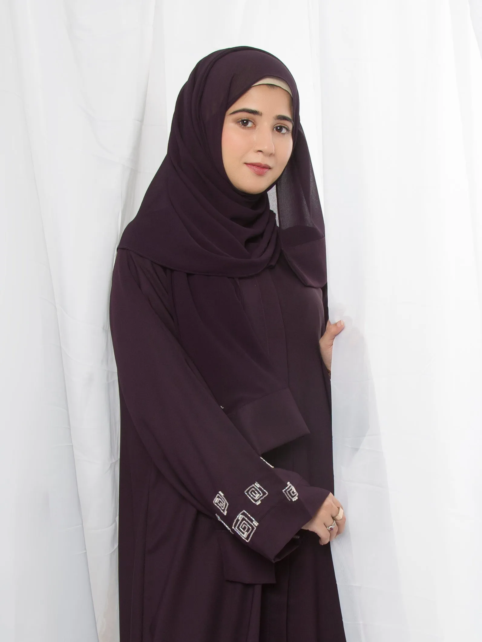 Beaded Squares Abaya